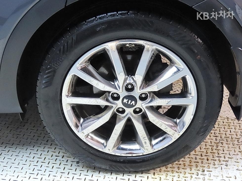 Киа The New (фейслифт) Sorento2.0 Дизел 2WD Noblesse - 20