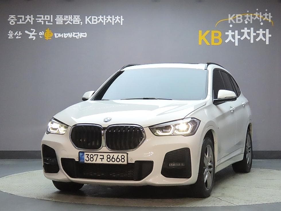 BMW X1 (F48) xDrive 20i M Sport Package - Image 1