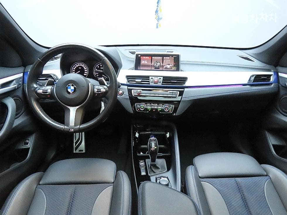 BMW X1 (F48)xDrive 20i M Sport Package - 6
