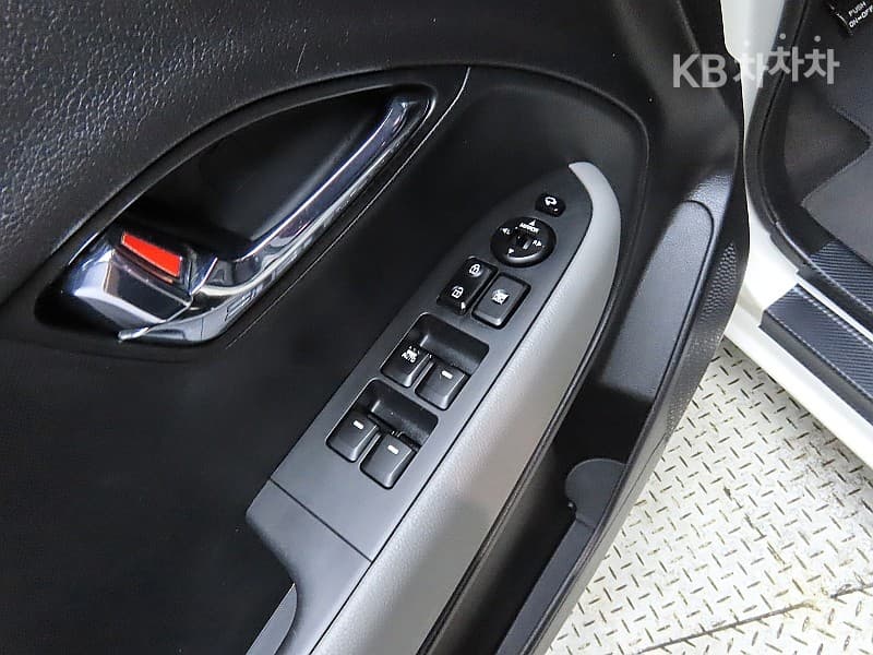 Kia The New (facelift) Ray (van)1.0 Gasoline Prestige - 14