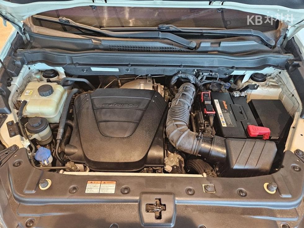 KG Mobility New코란도 C2.0 RX 2WD Highest-end Type - 6