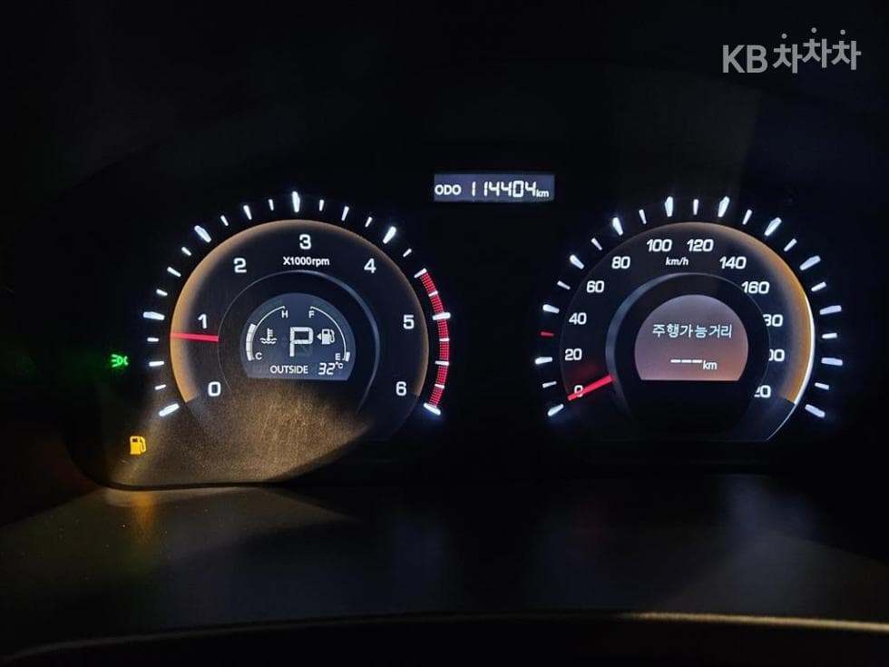 KG Mobility New코란도 C2.0 RX 2WD Highest-end Type - 8