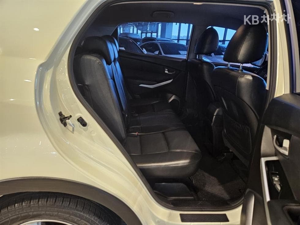 KG Mobility New코란도 C2.0 RX 2WD Highest-end Type - 11