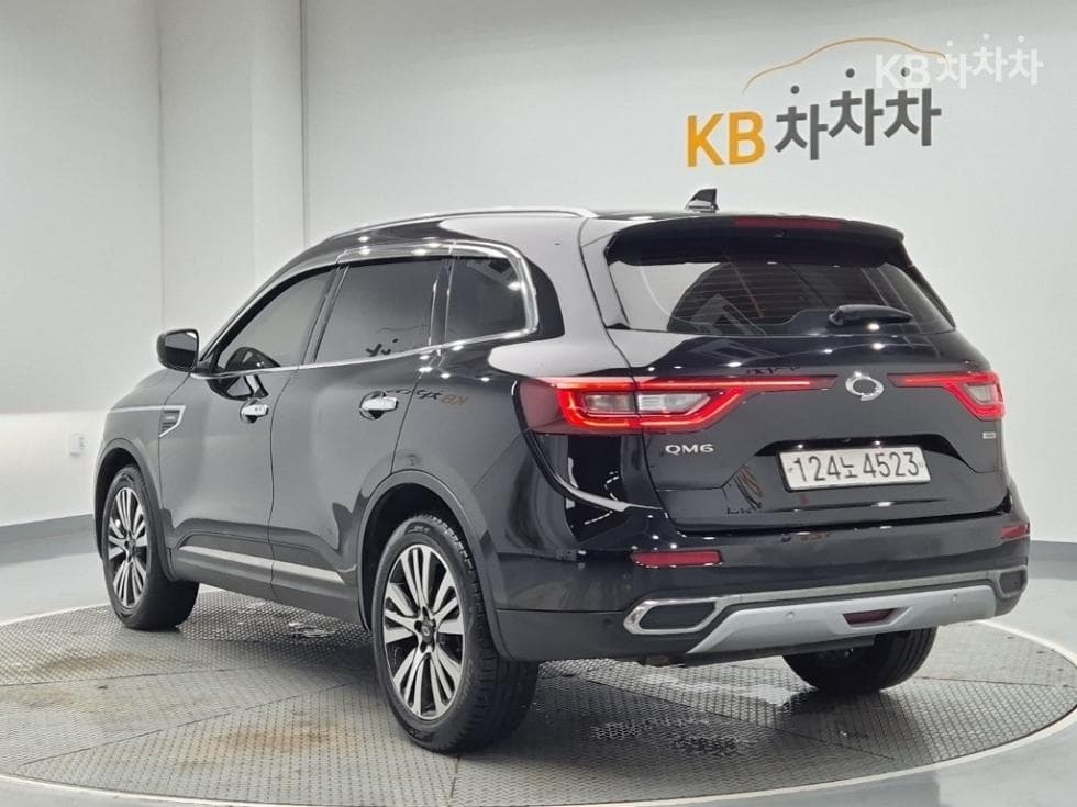 Renault Korea The New (facelift) QM62.0 GDe 2WD Premiere - 2