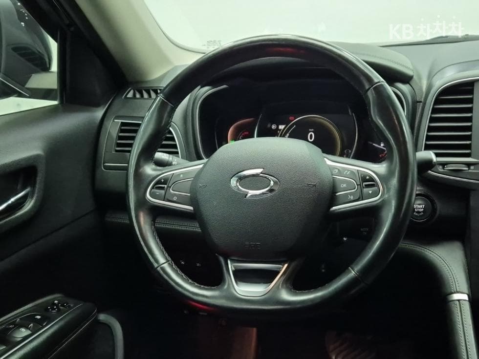 Renault Korea The New (facelift) QM62.0 GDe 2WD Premiere - 9
