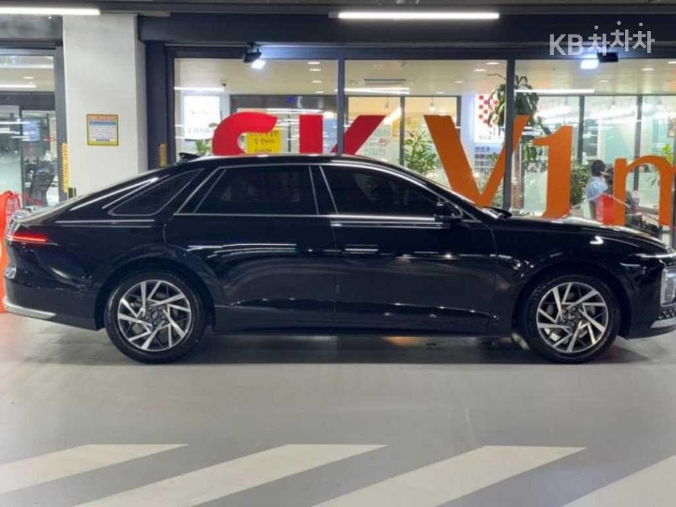 Hyundai The All New Grandeur (Azera)2.5L gasoline 2WD Premium - 3