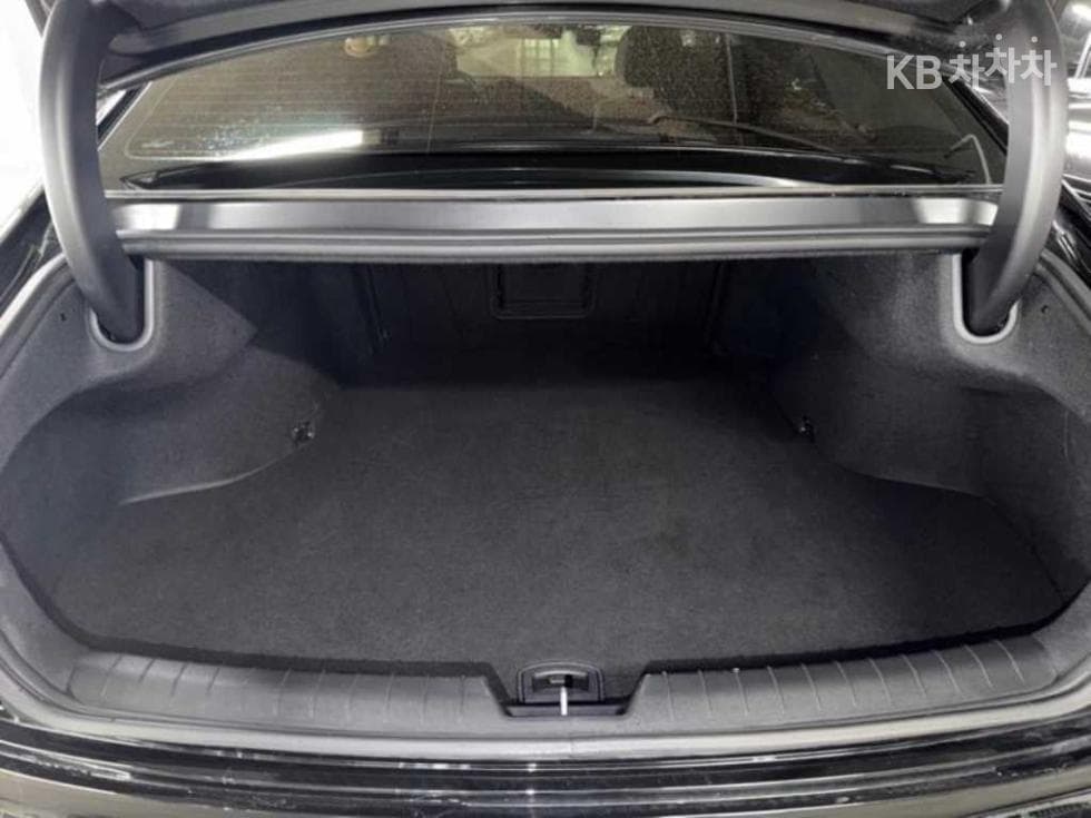 Hyundai The All New Grandeur (Azera)2.5L gasoline 2WD Premium - 17