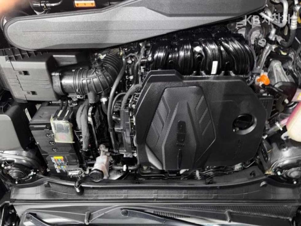 Hyundai The All New Grandeur (Azera)2.5L gasoline 2WD Premium - 18