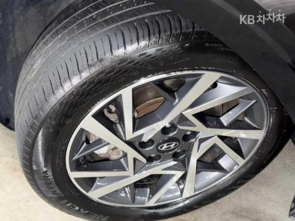 Hyundai The All New Grandeur (Azera)2.5L gasoline 2WD Premium - 19