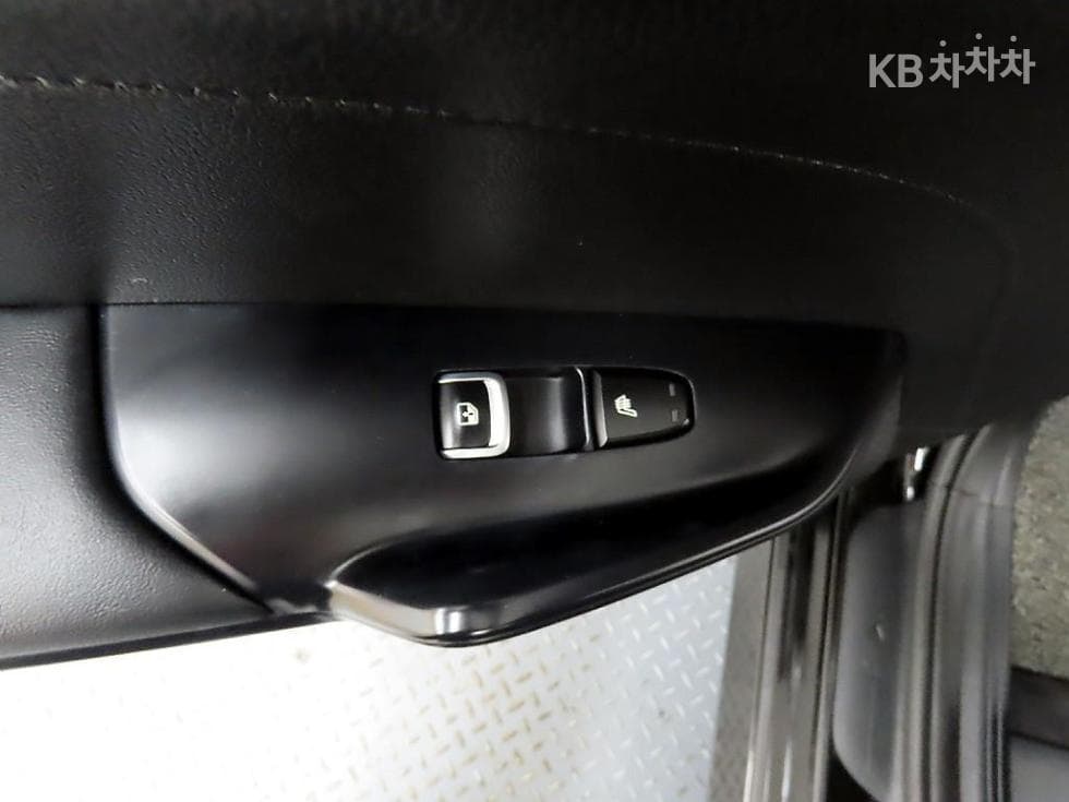 Kia K5 3rd Gen2.0 Gasoline Prestige - 12