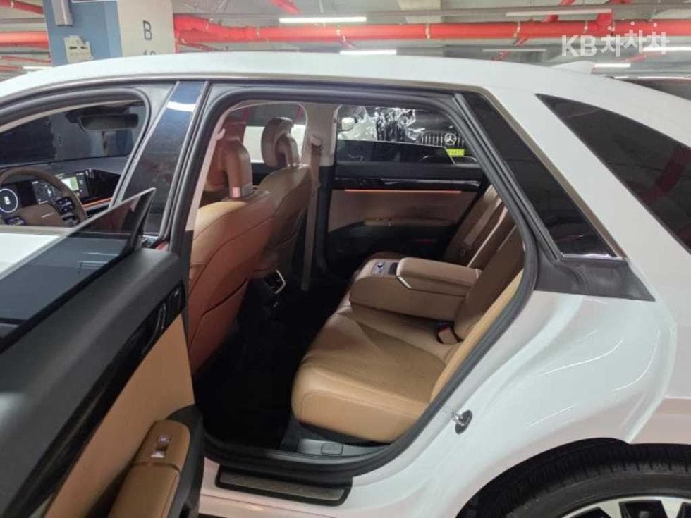 Hyundai The All New Grandeur (Azera)3.5 Gasoline 2WD Calligraphy - 6