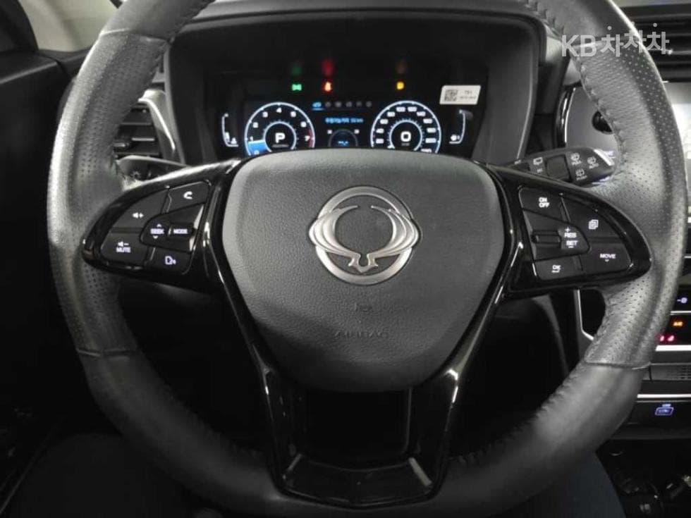KG Mobility The New (facelift) Tivoli1.5 Turbo Gasoline Direct Injection V7 - 15