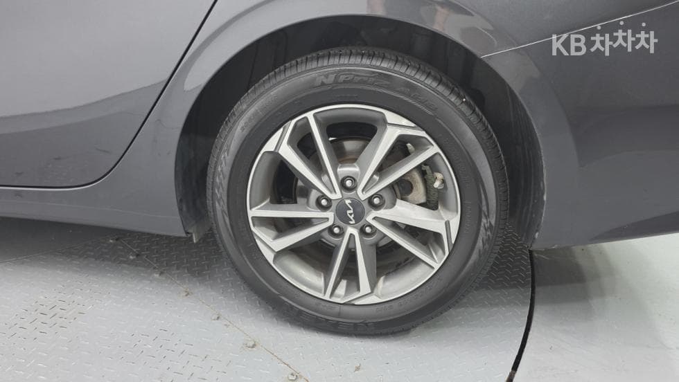 Kia The New (facelift) K31.6 Gasoline Prestige Standard - 6