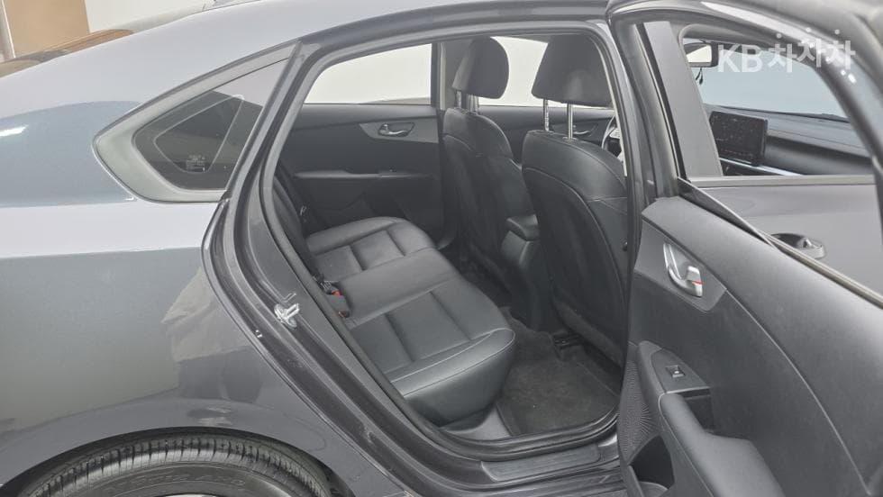 Kia The New (facelift) K31.6 Gasoline Prestige Standard - 11
