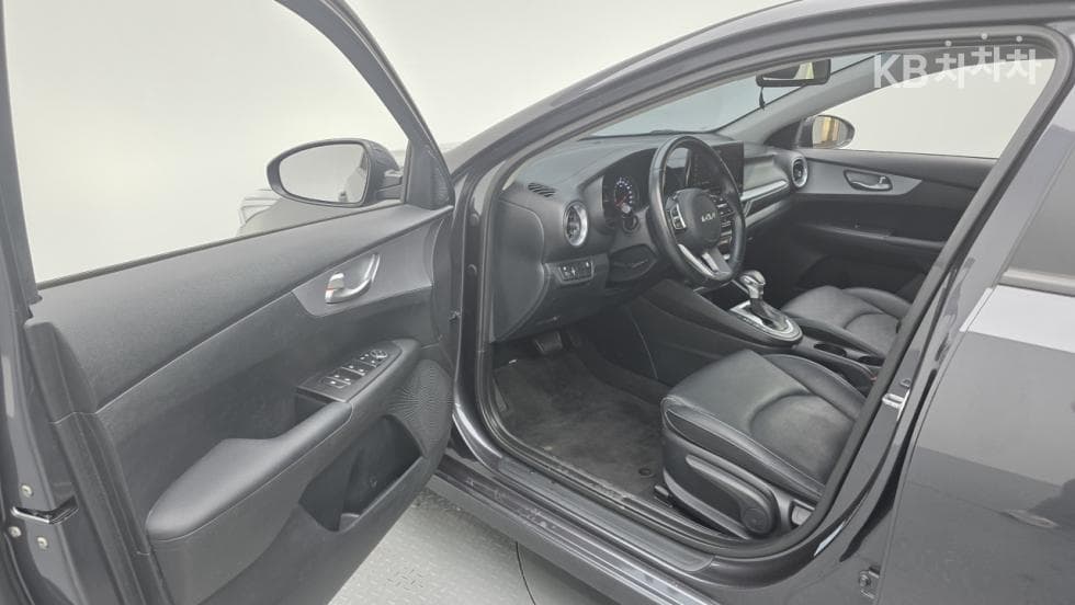 Kia The New (facelift) K31.6 Gasoline Prestige Standard - 17
