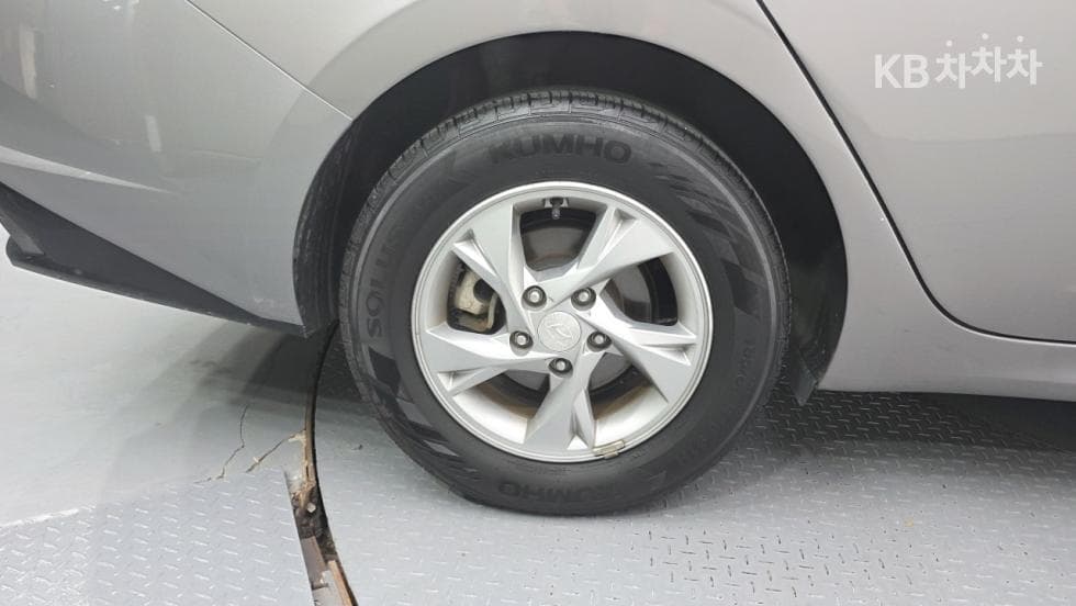 Hyundai All New Avante (Elantra)(CN7)1.6 Gasoline Modern - 8