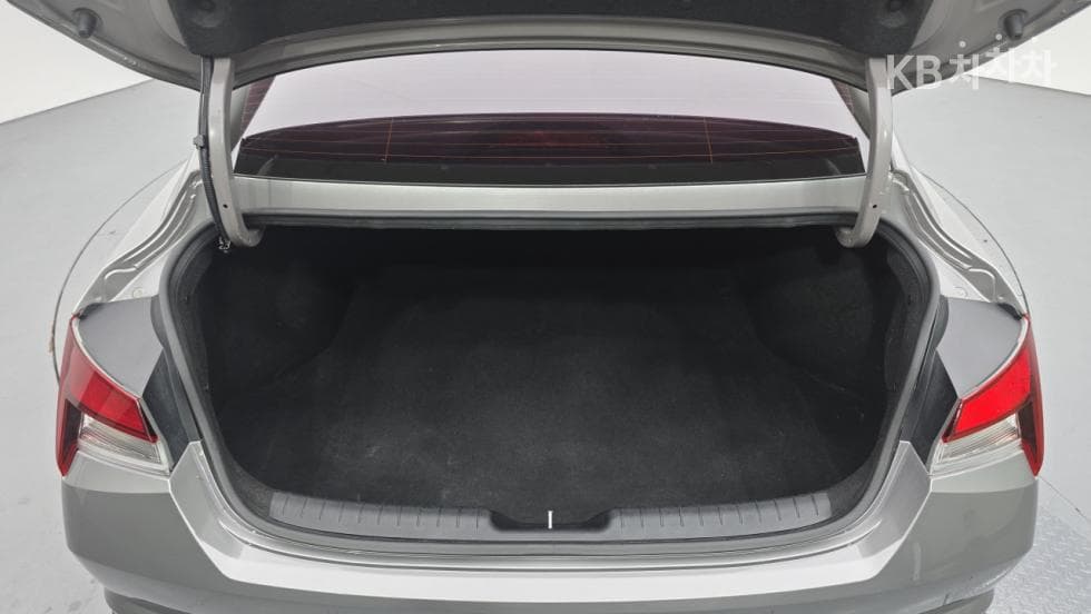 Hyundai All New Avante (Elantra)(CN7)1.6 Gasoline Modern - 15