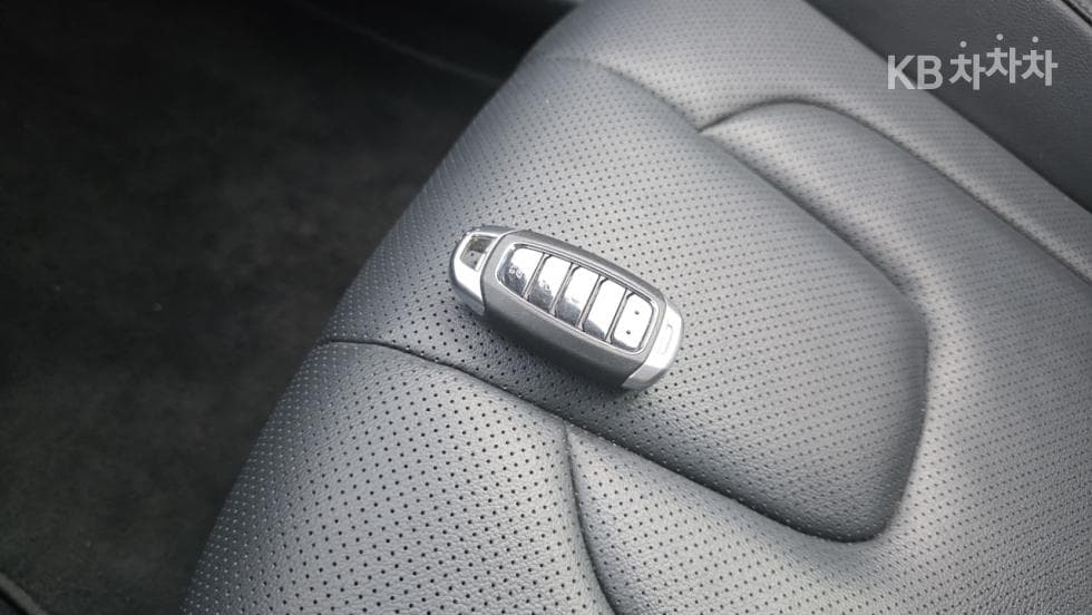 Hyundai All New Avante (Elantra)(CN7)1.6 Gasoline Modern - 24