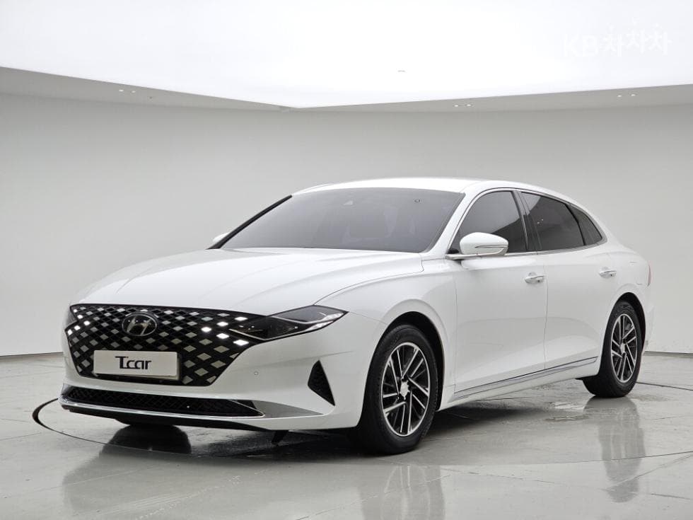 Hyundai The New (facelift) Grandeur (Azera) 2.5 Premium 초이스 - Image 1