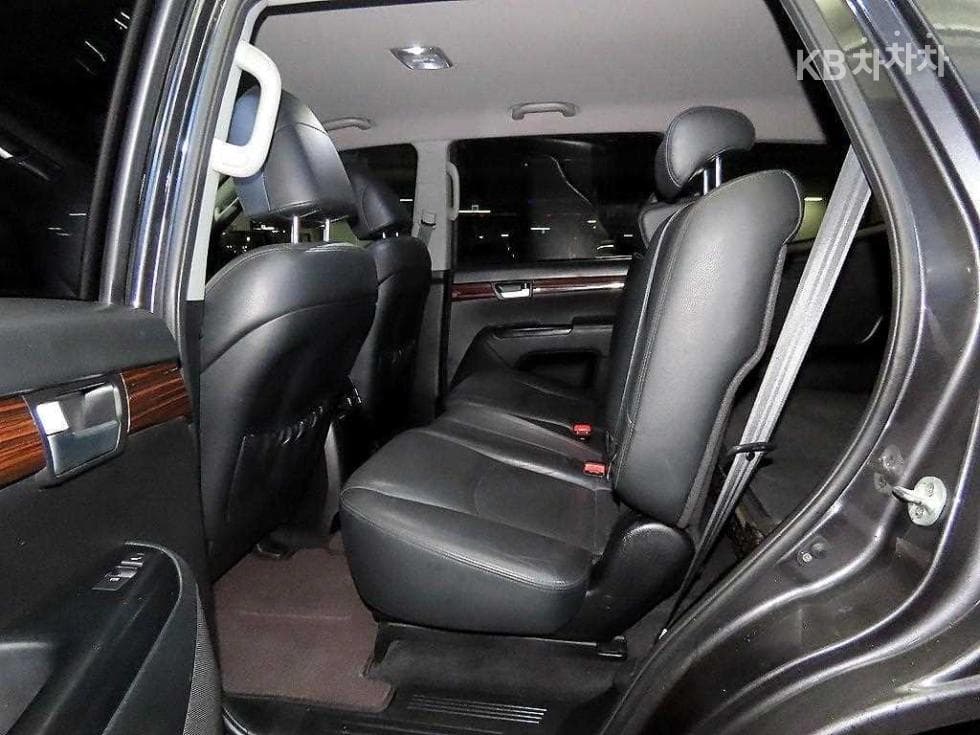 Kia The New (facelift) Mohave4WD VIP 5-seater - 7