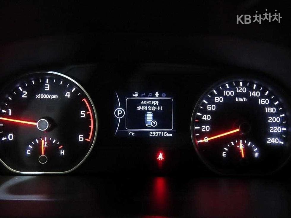 Kia The New (facelift) Mohave4WD VIP 5-seater - 9