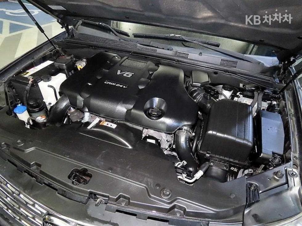 Kia The New (facelift) Mohave4WD VIP 5-seater - 19