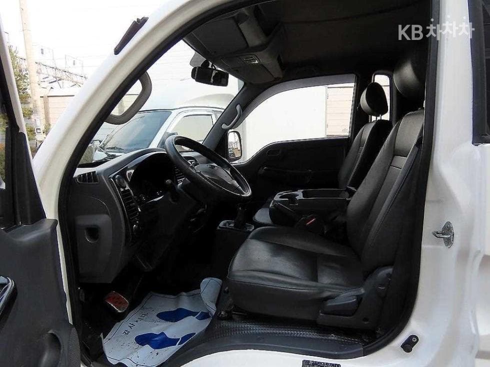 Kia Bongo 3 (light truck)Other - 7