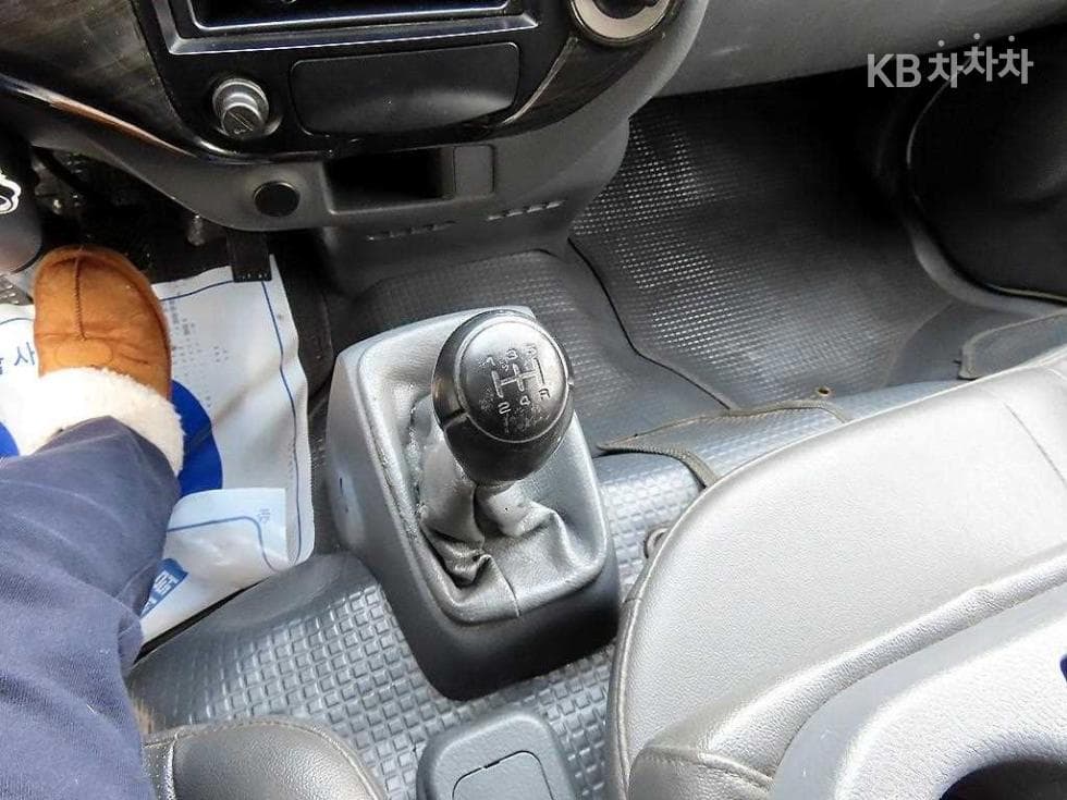 Kia Bongo 3 (light truck)Other - 11