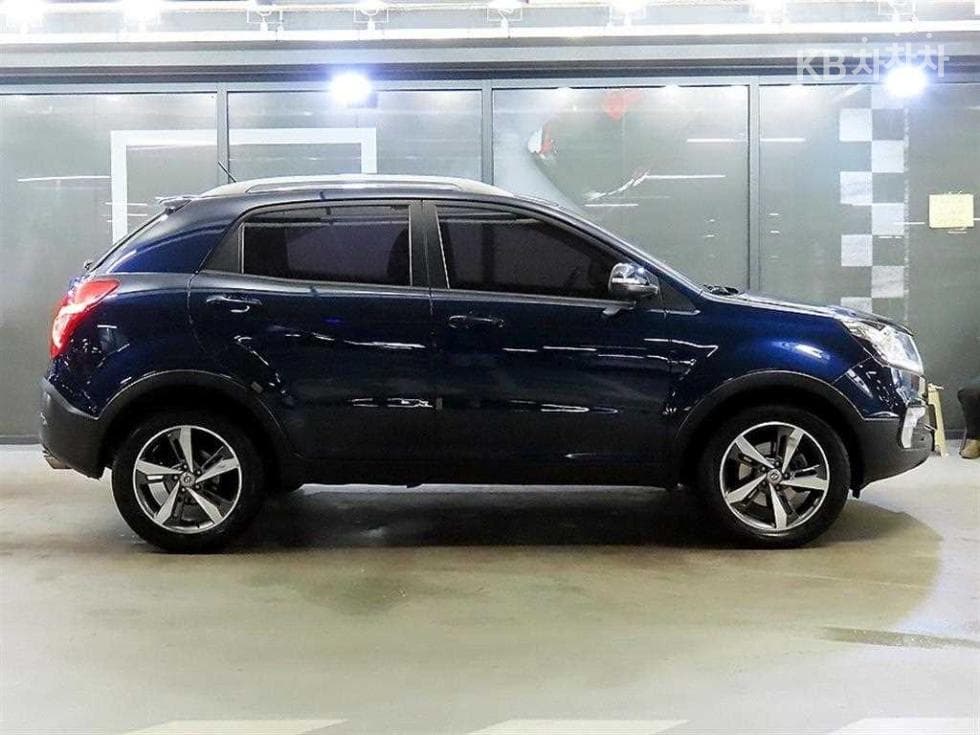 KG Mobility New Style 코란도 C2.2 RX 2WD High-end Type - 3