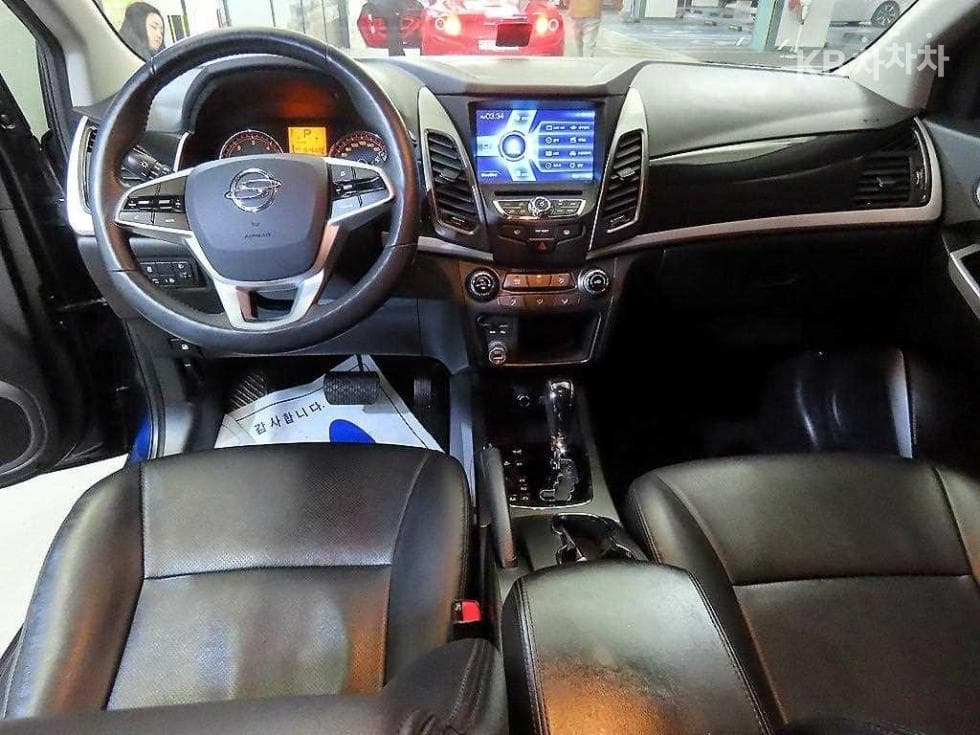 KG Mobility New Style 코란도 C2.2 RX 2WD High-end Type - 10