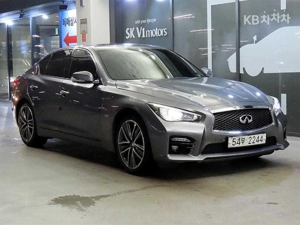 Seater피니티 Q50 2.2d Premium - Image 1
