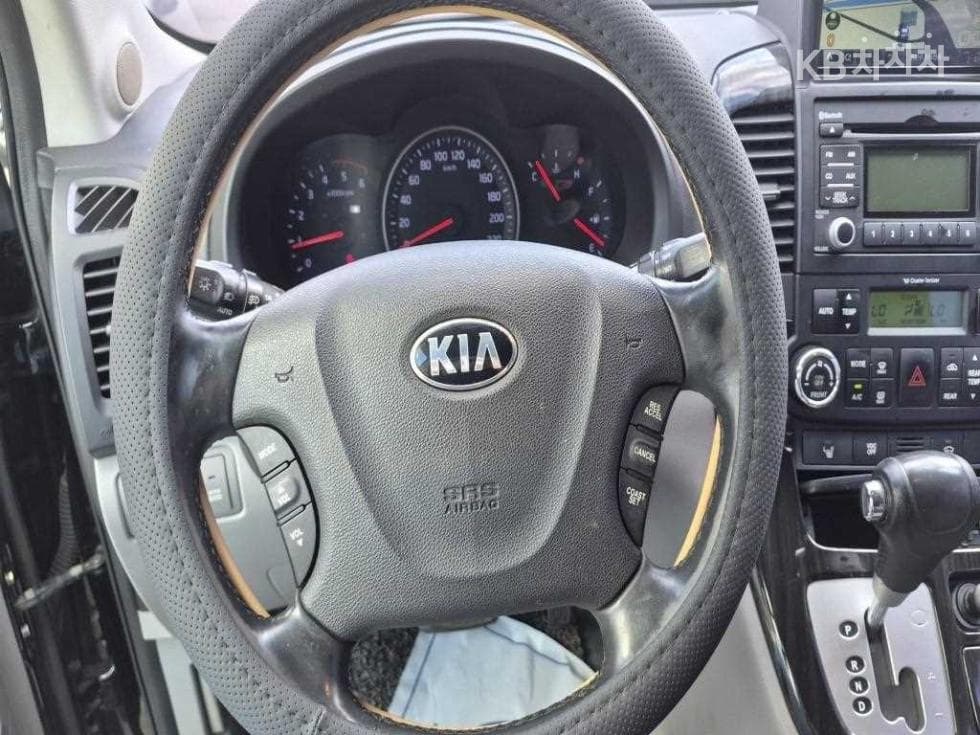 Kia Carnival RNewCarnival Limousine GLX Highest-end Type - 15