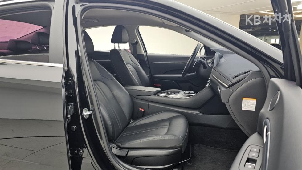 Hyundai Sonata Hybrid (DN8)2.0 Hybrid Premium - 14