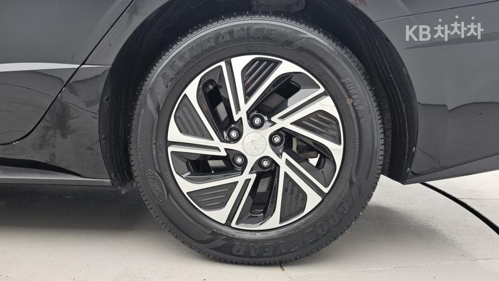 Hyundai Sonata Hybrid (DN8)2.0 Hybrid Premium - 20