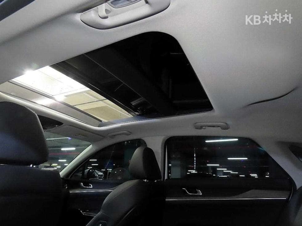 Kia K5 3rd Gen1.6 Gasoline Turbo Noblesse - 16