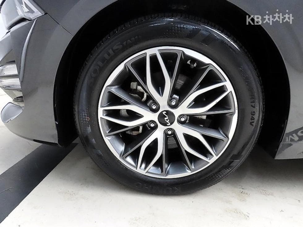 Kia K5 3rd Gen2.0 Gasoline Prestige - 20