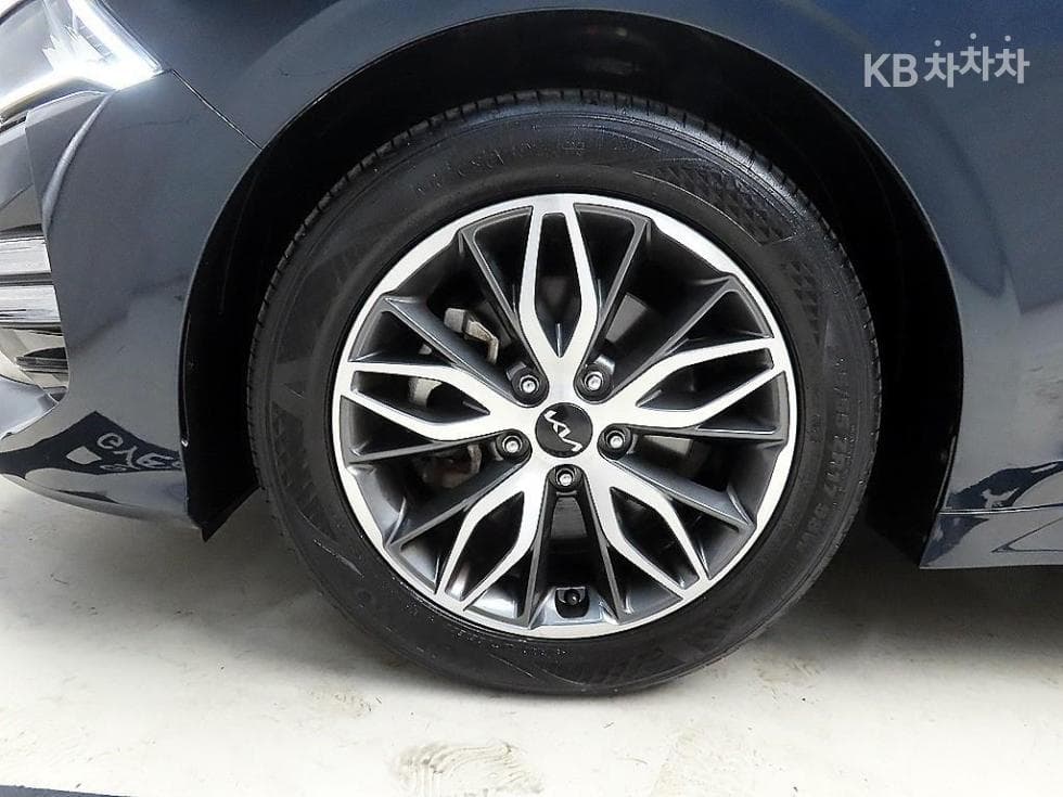 Kia K5 3rd Gen2.0 Gasoline Prestige - 20