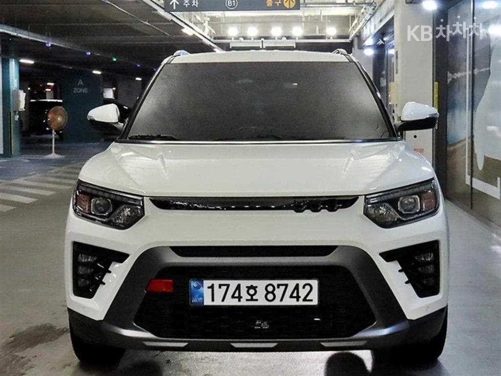 KG Mobility The New (facelift) Tivoli1.6 GDi V3 - 2