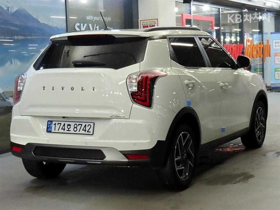 KG Mobility The New (facelift) Tivoli1.6 GDi V3 - 4