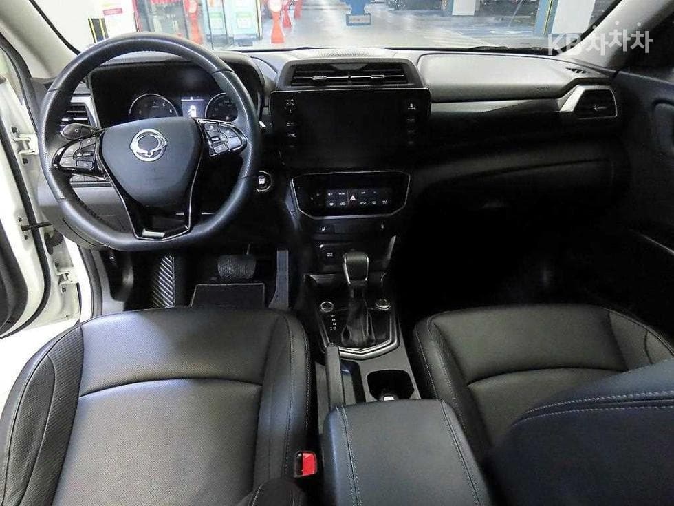 KG Mobility The New (facelift) Tivoli1.6 GDi V3 - 10
