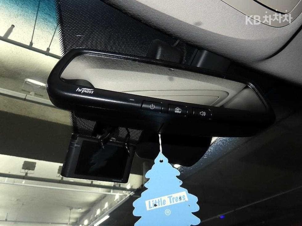 KG Mobility The New (facelift) Tivoli1.6 GDi V3 - 16