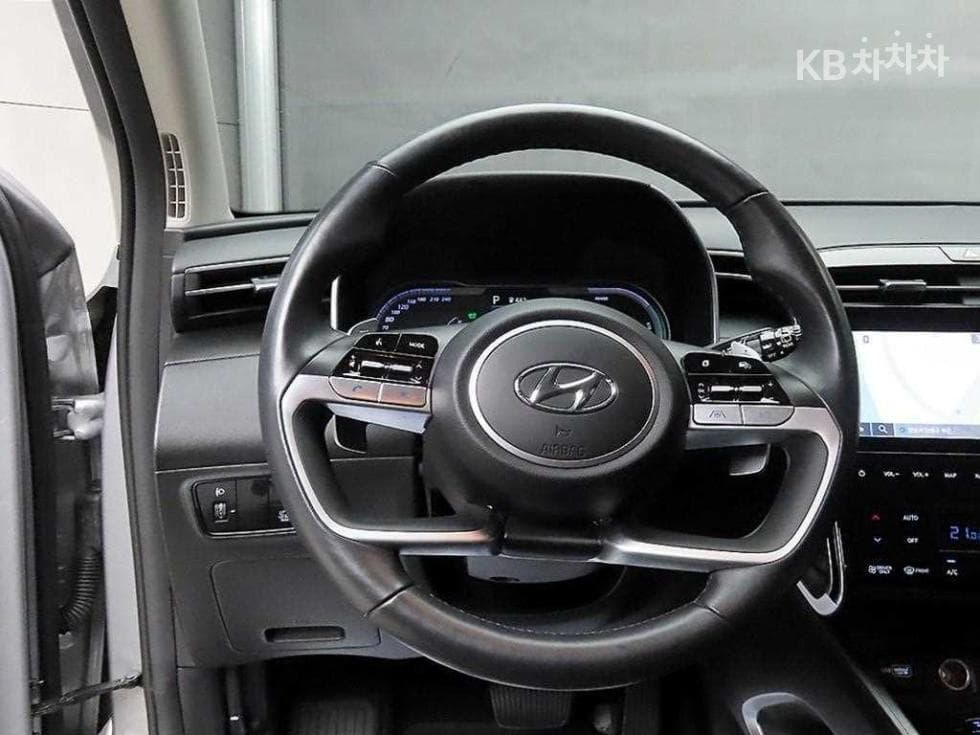 Hyundai The All New Tucson Hybrid(NX (Lexus SUV)4)1.6T HEV Modern - 9