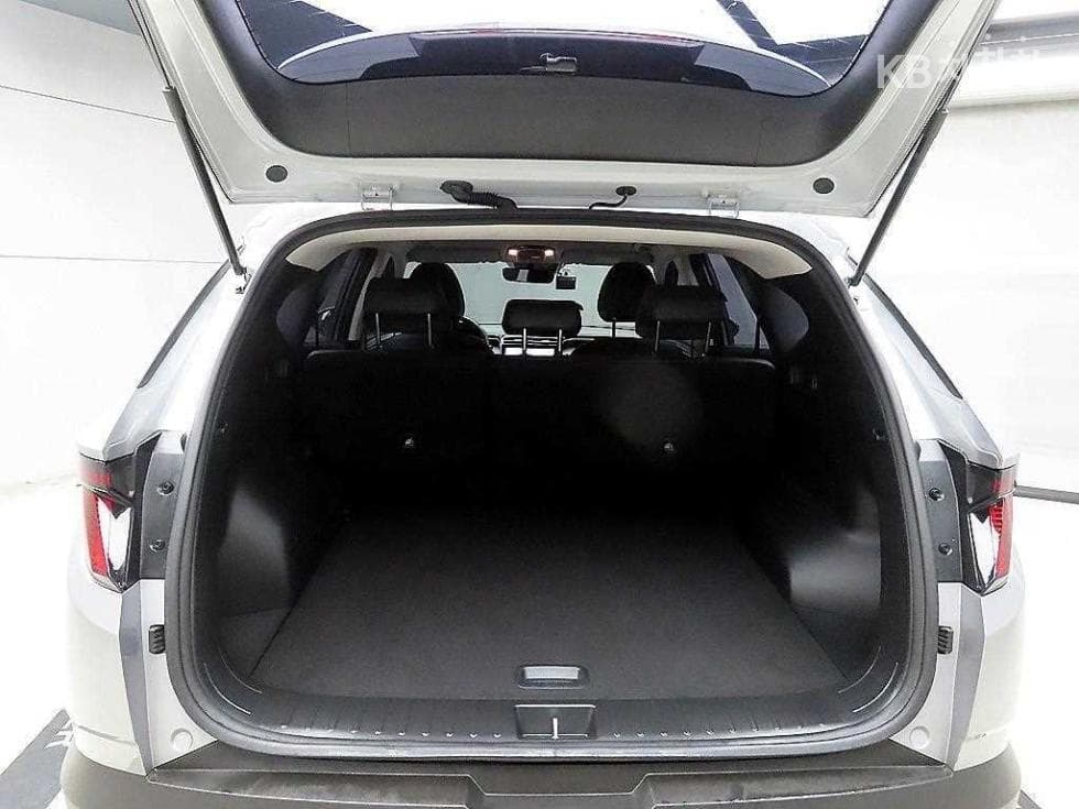 Hyundai The All New Tucson Hybrid(NX (Lexus SUV)4)1.6T HEV Modern - 18