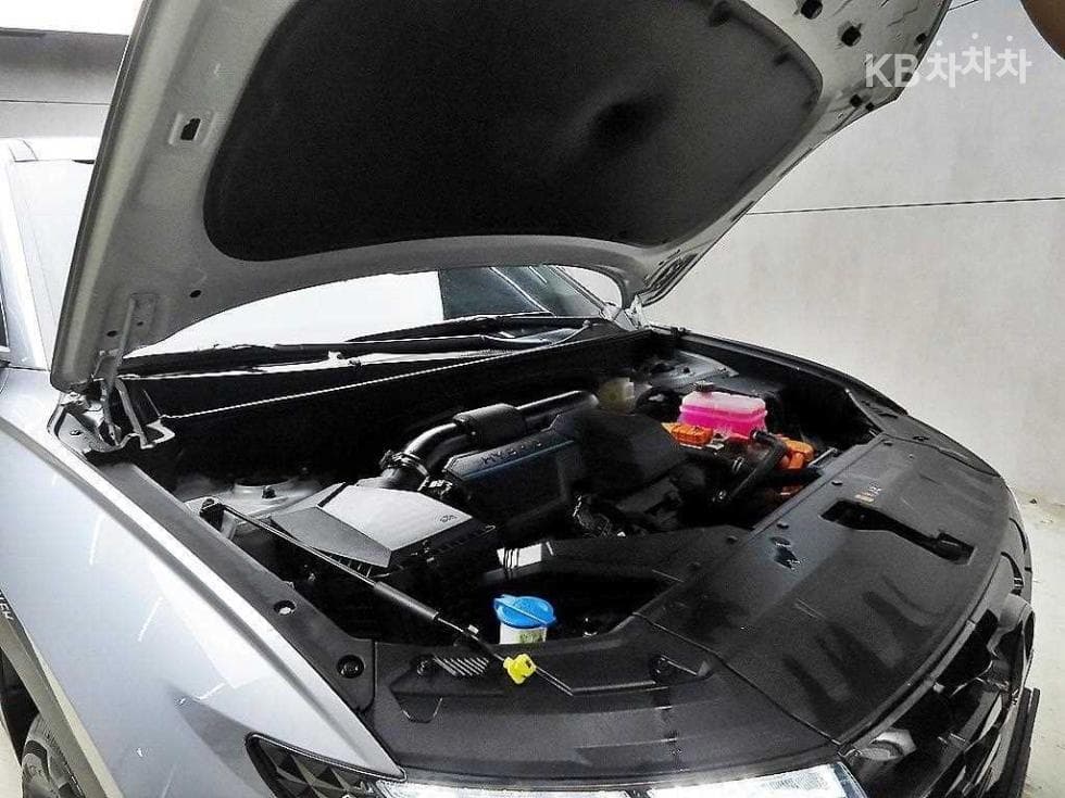 Hyundai The All New Tucson Hybrid(NX (Lexus SUV)4)1.6T HEV Modern - 19