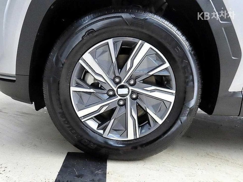Hyundai The All New Tucson Hybrid(NX (Lexus SUV)4)1.6T HEV Modern - 20
