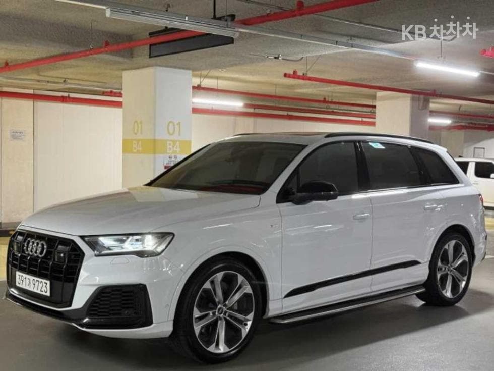 Audi New Q7 3.0 55 TFSI Quattro Premium - Image 1
