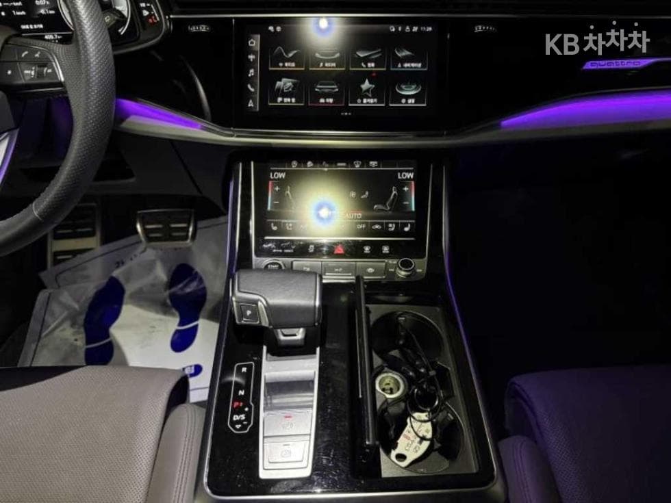 Audi New Q73.0 55 TFSI Quattro Premium - 12