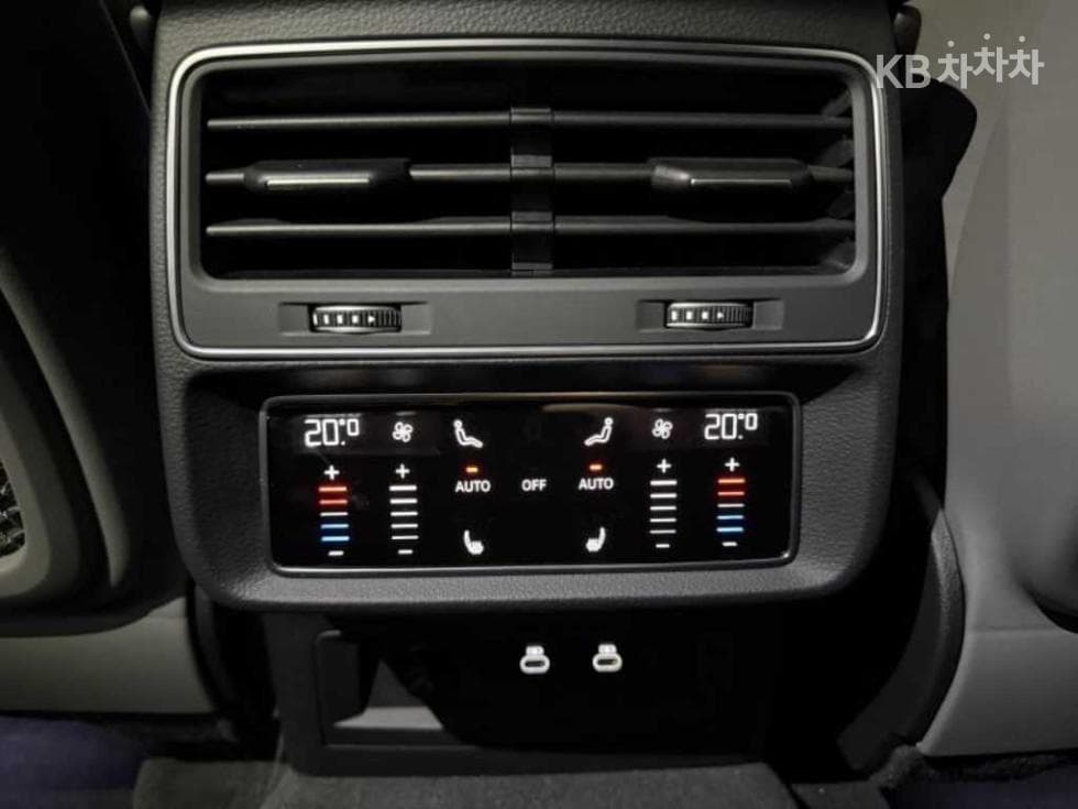 Audi New Q73.0 55 TFSI Quattro Premium - 16