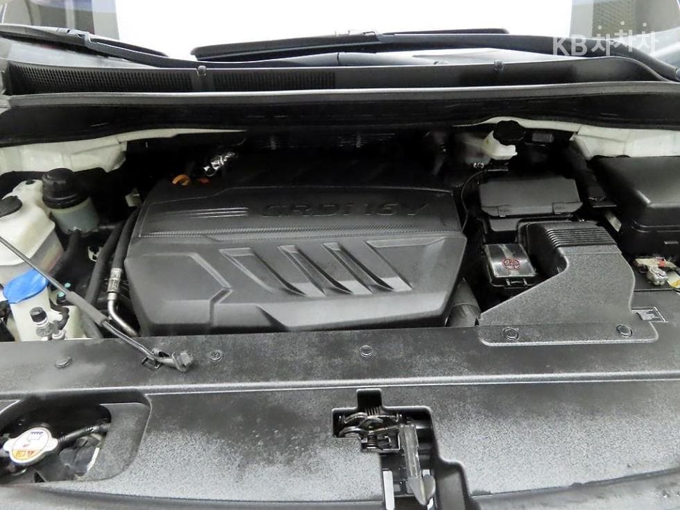 Kia The New (facelift) CarnivalHigh Limousine (Carnival) 2.2 Diesel 9-seater Prestige - 20