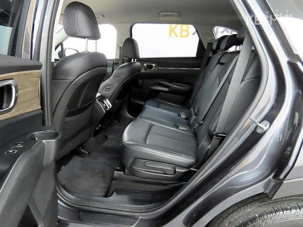 Kia Sorento 4th generation2.2 Diesel 4WD Prestige - 6